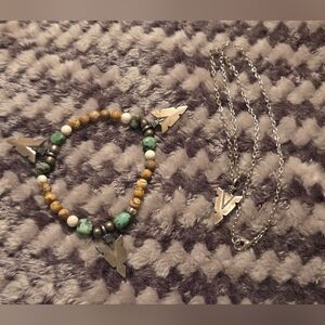 Silvertone and Gemstone Beaded Arrowhead Jewelry Set Necklace Bracelet